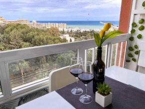 Estudio con vistas frontales al mar en Málaga